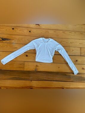 Lululemon Swiftly Tech Cropped Long Sleeve Top, Size 2, Good Used Condition